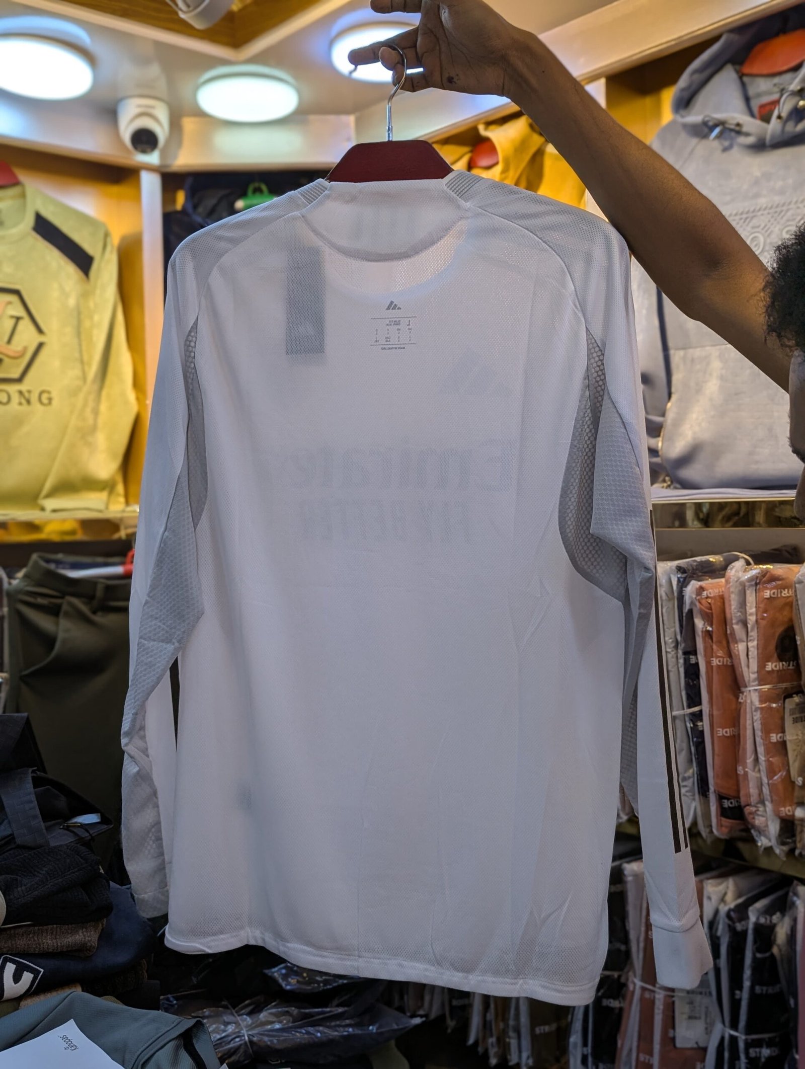 real madrid 25 26 home kit (full sleeve – imported thai grade jersey, player edition real madrid 25 26 home kit (full sleeve – imported thai grade jersey, player edition