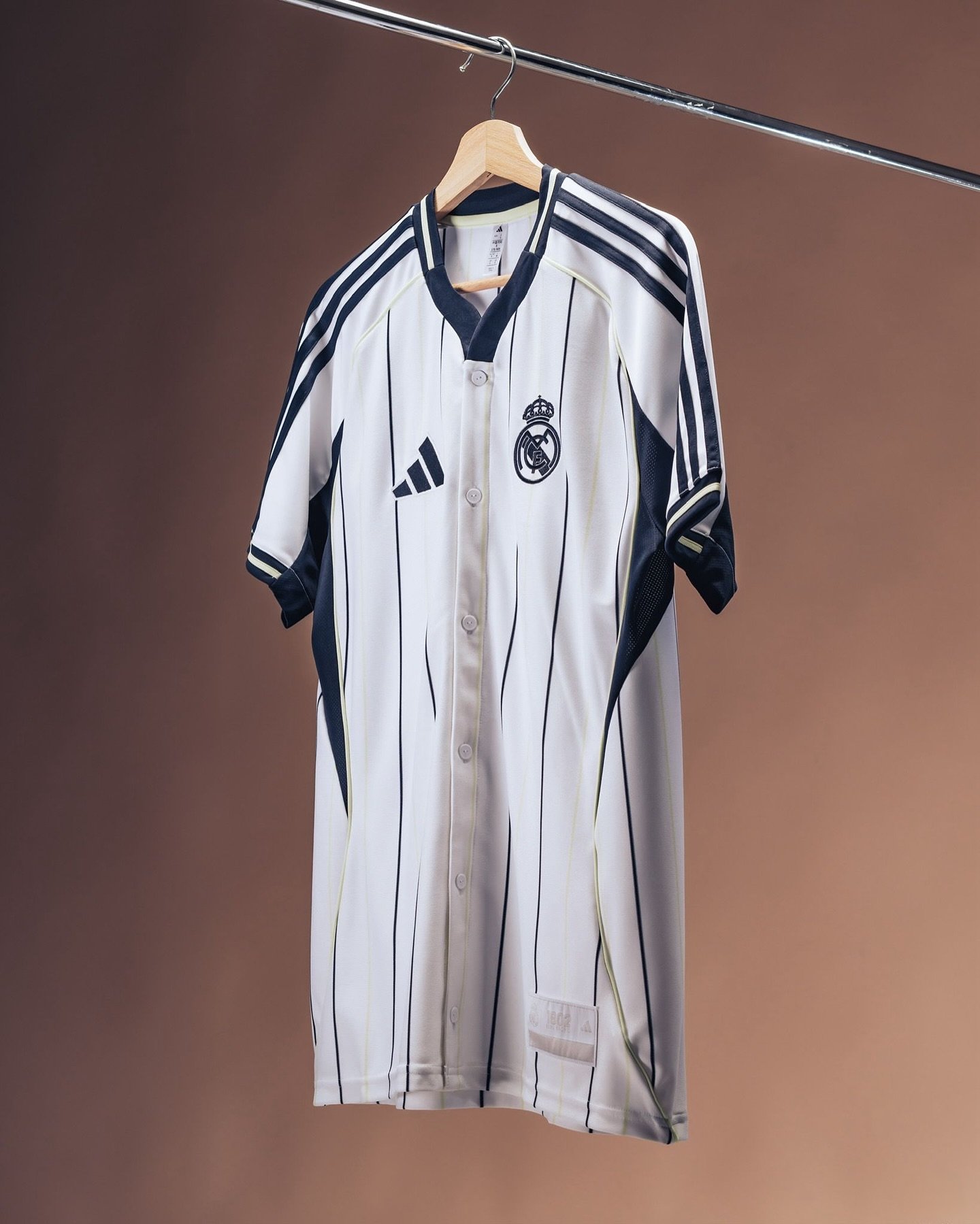 real madrid travel kit – imported quality real madrid travel kit – imported quality
