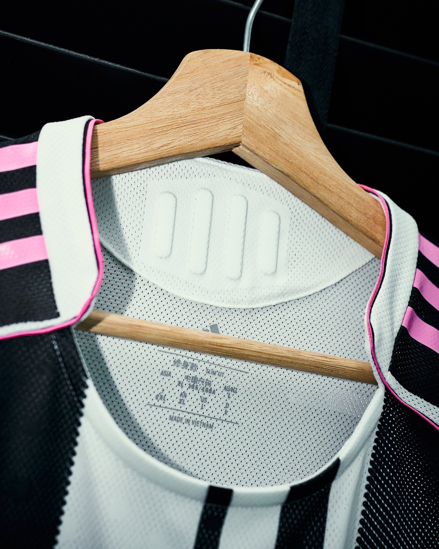 juventus 2025/26 home imported thai grade jersey, player edition juventus 2025/26 home imported thai grade jersey, player edition