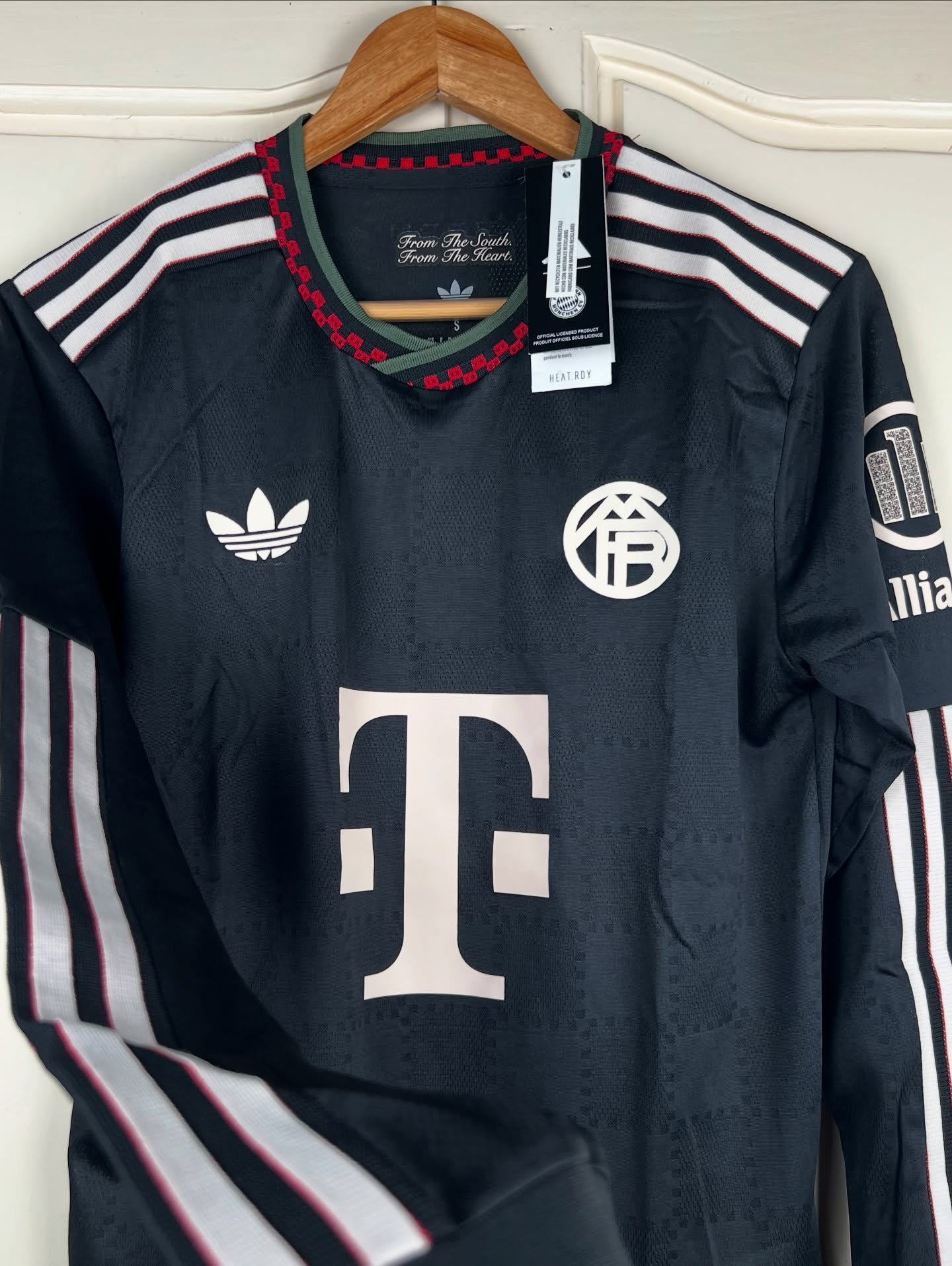 bayern munich 2025 26 third kit full sleeve imported thai grade jersey, player edition bayern munich 2025 26 third kit full sleeve imported thai grade jersey, player edition