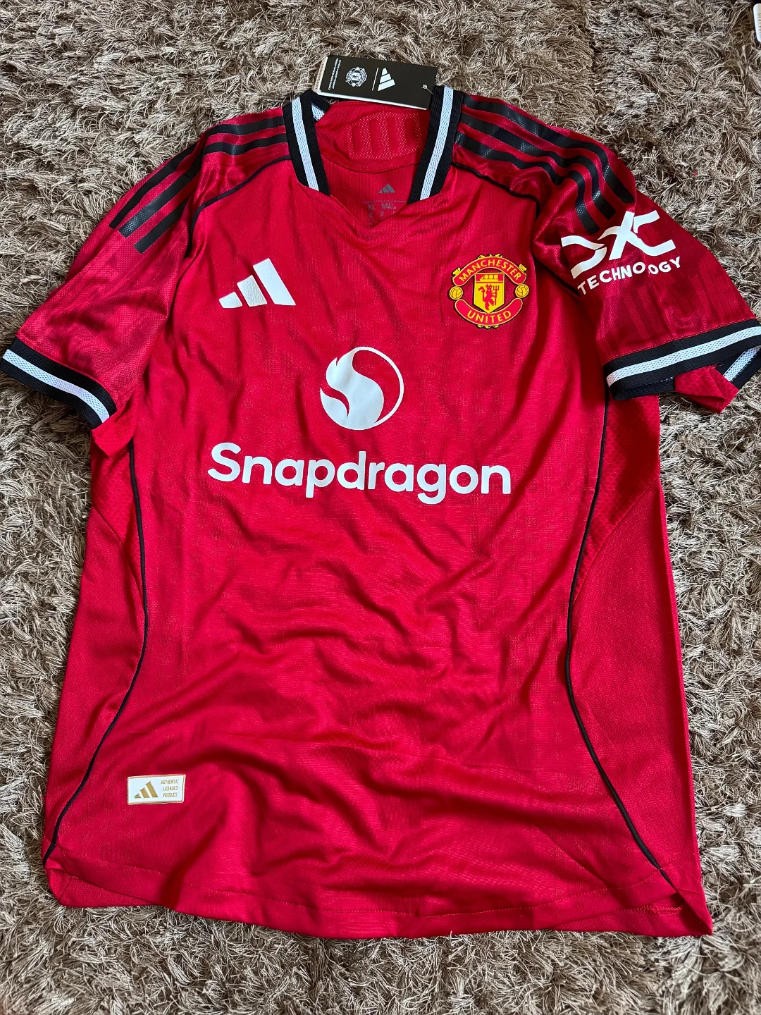 manchester united 2025/26 home imported thai grade jersey, player edition manchester united 2025/26 home imported thai grade jersey, player edition
