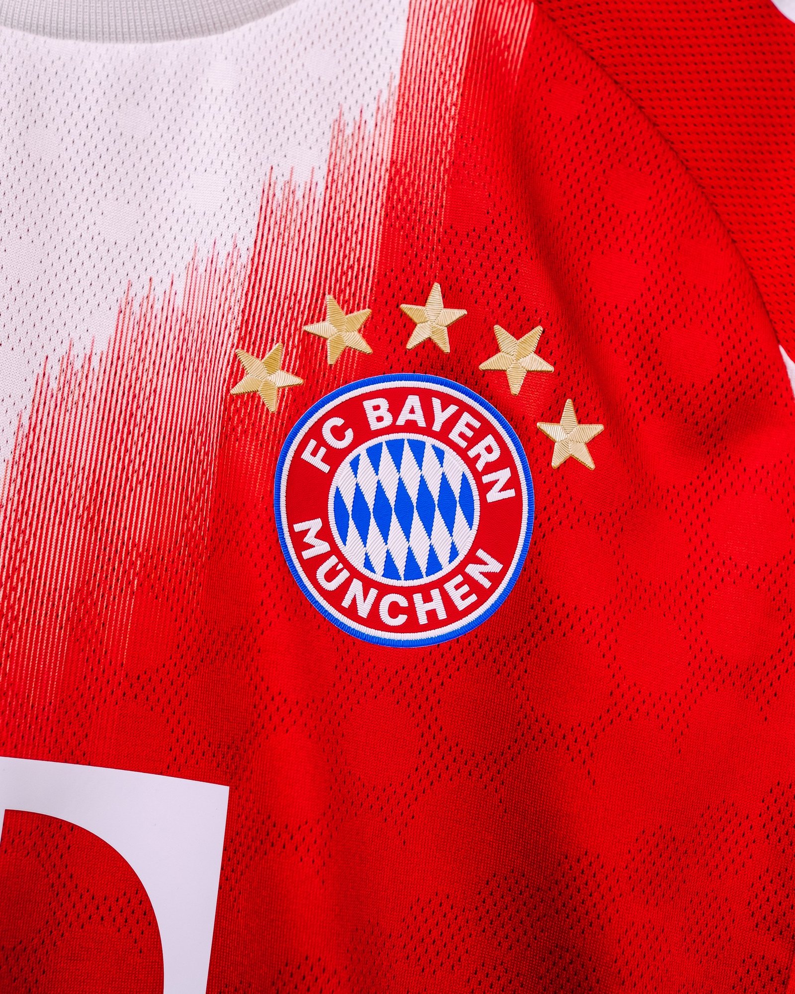 fc bayern munich 2025/26 home imported thai grade jersey, player edition fc bayern munich 2025/26 home imported thai grade jersey, player edition